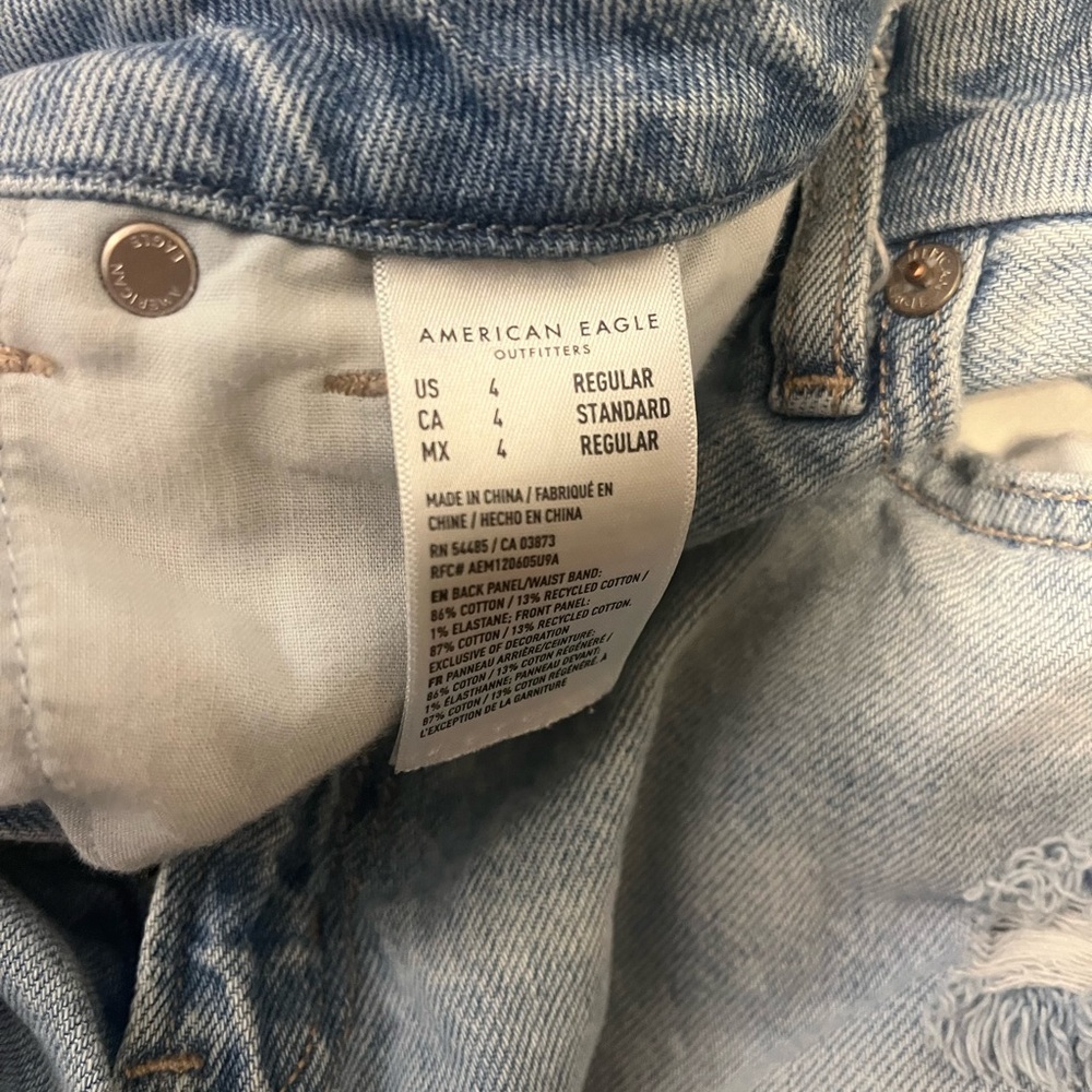 American Eagle Outfitters Light Blue Denim Jeans - Picture 4 of 4